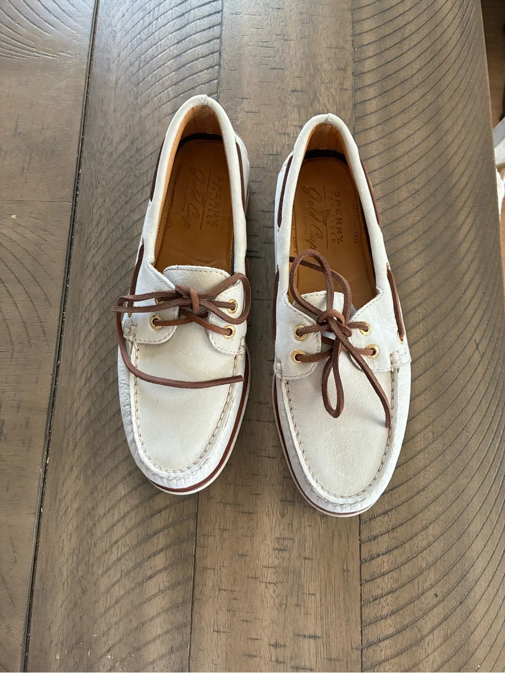 Sperry Men’s White Leather Boat Shoes with Brown Laces